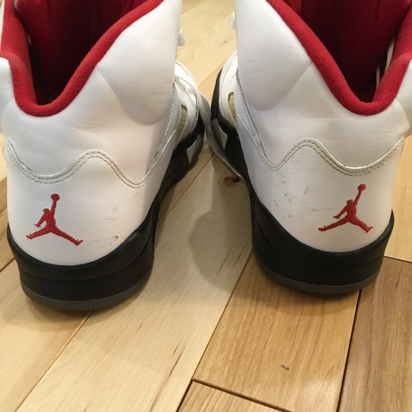 Air Jordan Retro 5 Fire Red Men’s Size 10.5 - Picture 9 of 12
